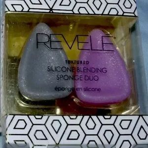 REVELE silicon blending sponge- NWT